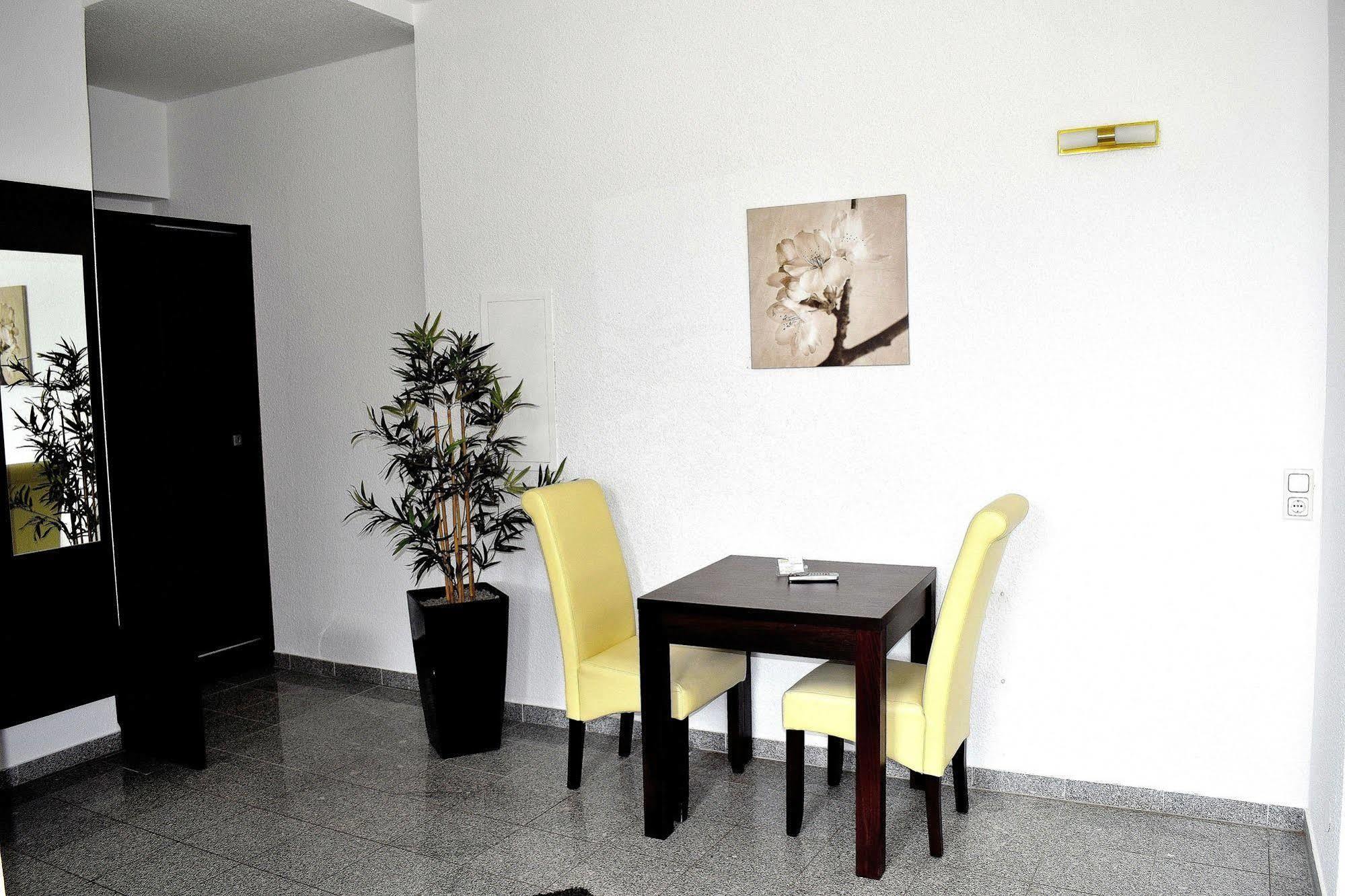 Boardinghouse - Stadtvilla Budget Schweinfurt Exterior photo