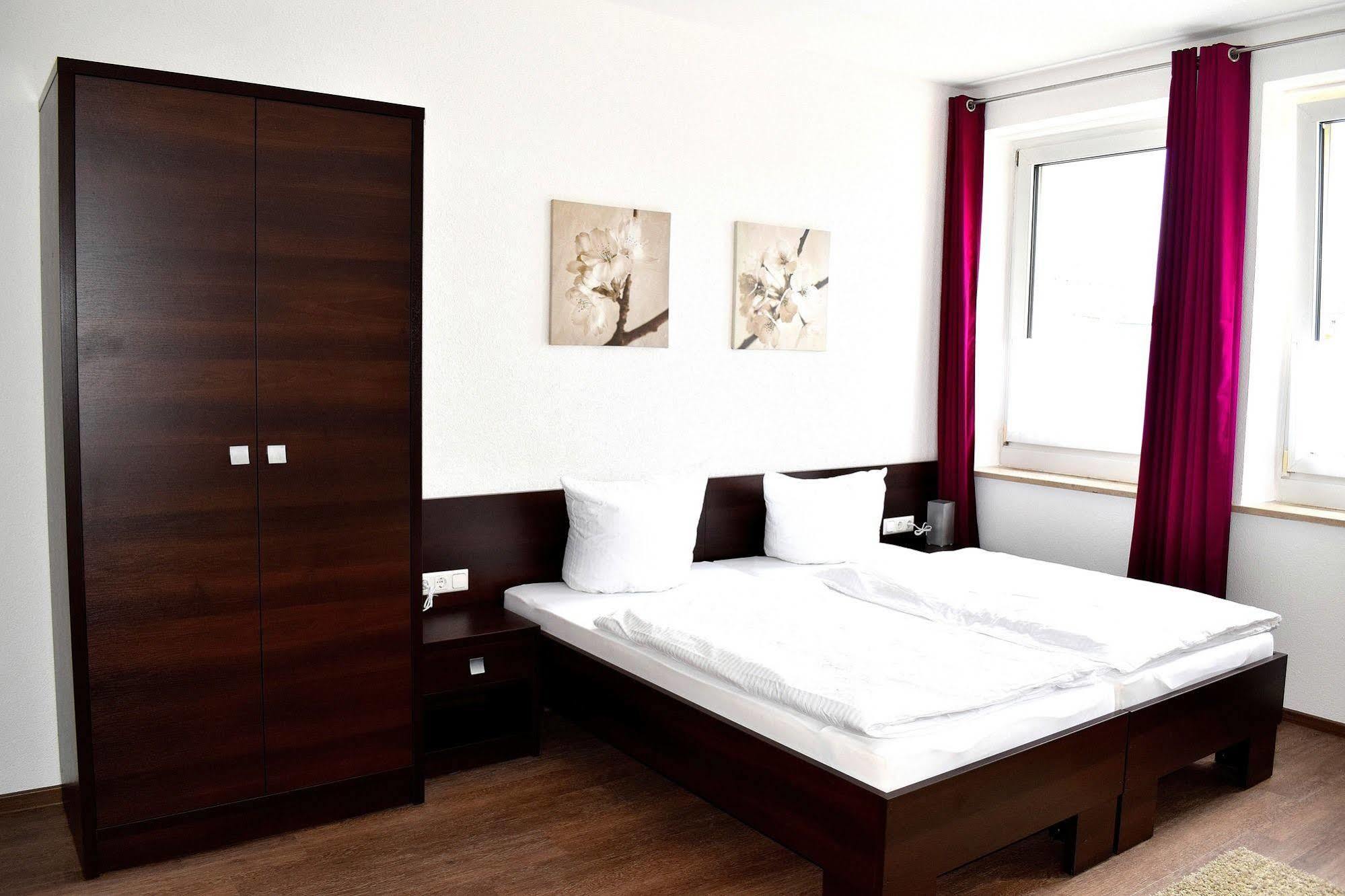 Boardinghouse - Stadtvilla Budget Schweinfurt Exterior photo